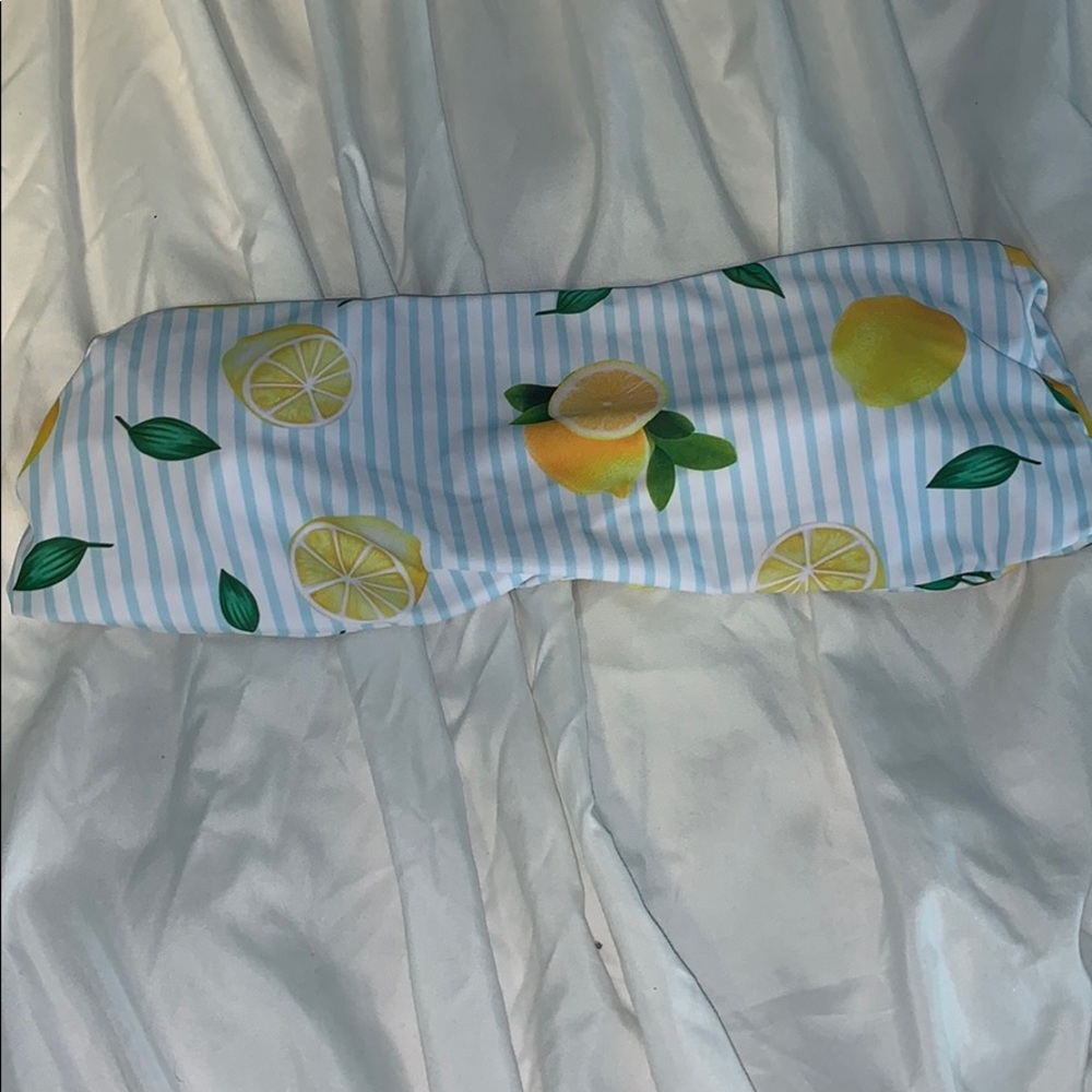 lemon bikini top